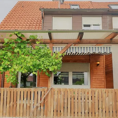 Ferienhaus Familienfreundliches Amara Mit Garten Und Terrasse - Am Bodensee *