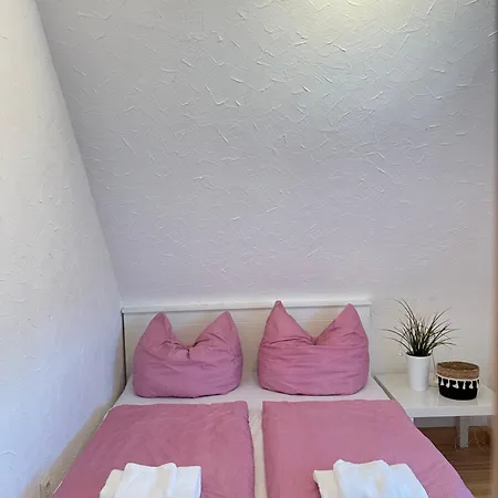 Familienfreundliches Amara Mit Garten Und Terrasse - Am Bodensee Holiday home Friedrichshafen