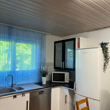 Ferienhaus Familienfreundliches Amara Mit Garten Und Terrasse - Am Bodensee Friedrichshafen